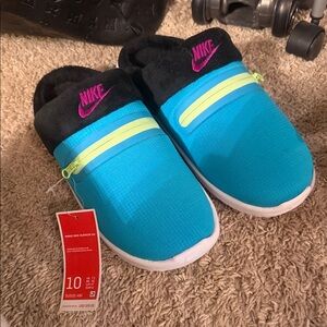 Nike Aqua and Black Slip-On Slippers